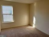 6821 Hollow Glen Court - Photo 16