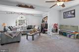 15 Howard Street - Photo 7