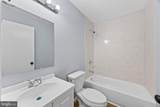4738 Washington Ave - Photo 16