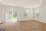 614 Savile Row Terrace - Photo 22