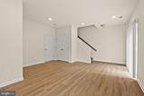 614 Savile Row Terrace - Photo 24