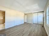 402 Carousel Court - Photo 18