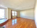 402 Carousel Court - Photo 8