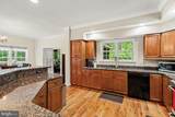 157 Roderick Place - Photo 14