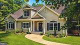 157 Roderick Place - Photo 3