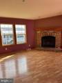 10 Queen Eleanor Drive - Photo 2