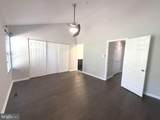 2724 Oak Leaf Court - Photo 9