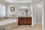15631 Avebury Manor Place - Photo 27