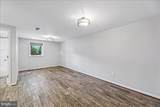 8109 Bainbridge Road - Photo 18