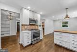 8109 Bainbridge Road - Photo 9