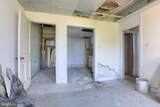 211 8TH Street - Photo 9