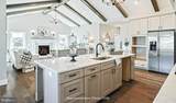 720 Longwood Manor - Photo 14