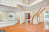 8261 Roseland Drive - Photo 19