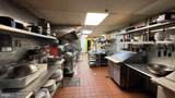 1017 Arch Street - Photo 11