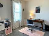 11 Landing Place - Photo 27