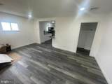 2715 Crest Avenue - Photo 3