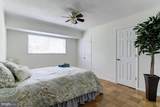 10667 Montrose Avenue - Photo 16