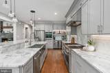 6912 Barclay Drive - Photo 18