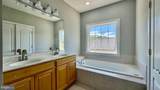 8915 Royal Hannah Lane - Photo 33