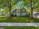 982 Yachtsman Way - Photo 1