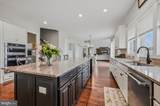 1024 Matthew Way - Photo 27