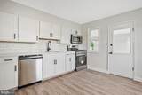 906 Hammonds Lane - Photo 2