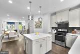 820 Thompson Crescent - Photo 10