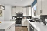 820 Thompson Crescent - Photo 9