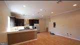 1017 Arch Street - Photo 8