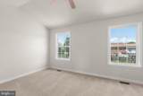 327 Ellery Court - Photo 16