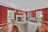 1135 Goldfinch Lane - Photo 9