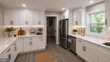 18 Enfield Lane - Photo 6