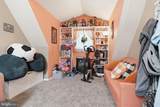 678 209TH - Photo 32