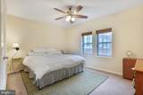 1732 Queens Lane - Photo 15