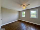 433 Oakwood Road - Photo 5