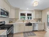 406 Yorkshire Road - Photo 9