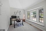 1010 Wales Drive - Photo 5