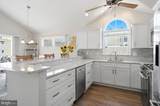 1608 Waverly - Photo 11