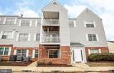 302 Grosvenor Lane - Photo 1