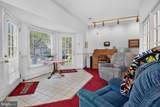 1206 Featherstone Lane - Photo 2