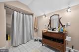 370 Clayton Avenue - Photo 20