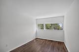 1056 Warwick - Photo 10