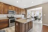 725 Perthshire Place - Photo 10