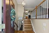 313 Signey Lane - Photo 4