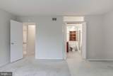 307 Yoakum Parkway - Photo 16