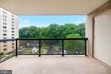 307 Yoakum Parkway - Photo 31