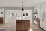 7050 Jefferson Street - Photo 11