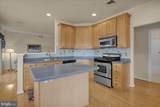 1010 Crest Way - Photo 16