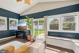 335 Beach Avenue - Photo 4