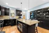 2136 Carpenter Street - Photo 11